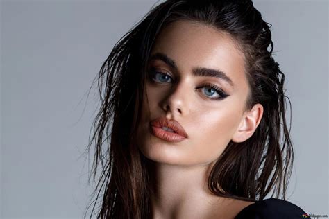 yael shelbia religion|Israeli Model Yael Shelbia Hopes to ‘Extend Peace in。